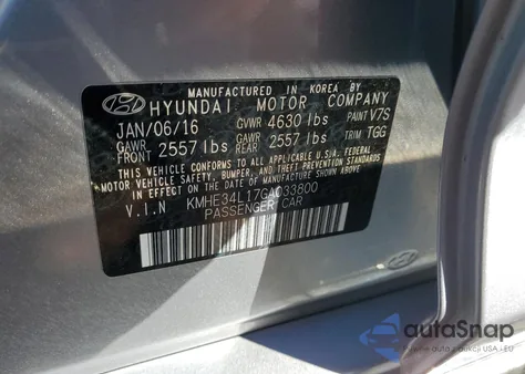 2016 Hyundai Sonata Hybrid z USA, uszkodzony, nr VIN KMHE34L17GA033800